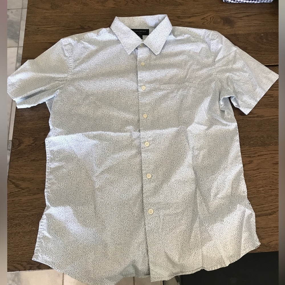 Banana Republic Casual button down shirt M